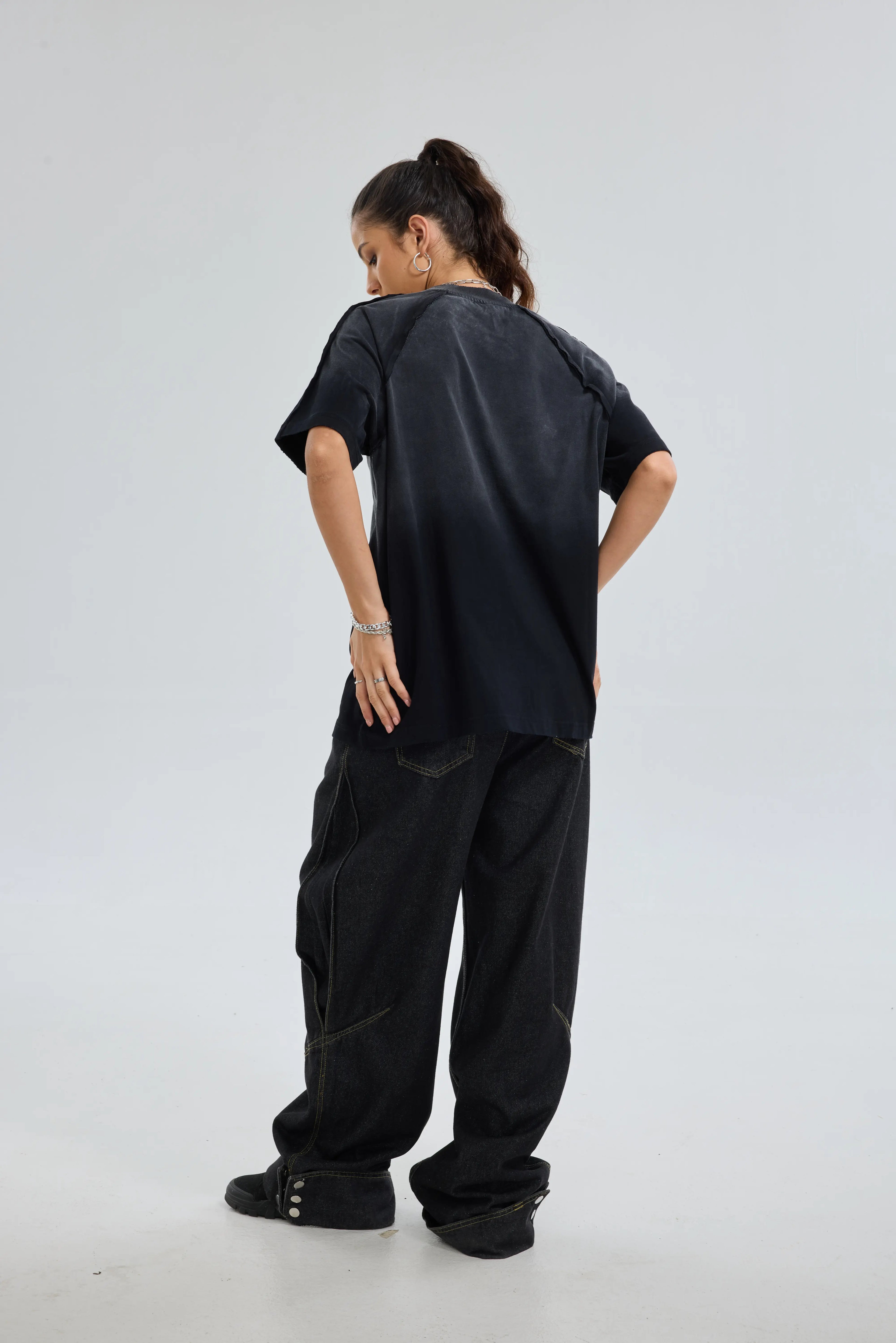 T-shirt with piercing