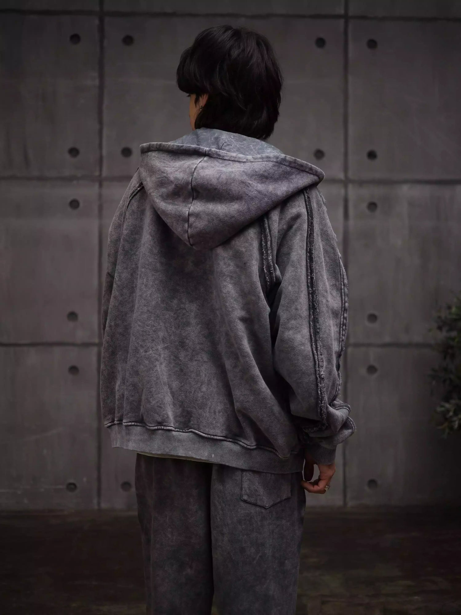 Zipper with Visible Stitching (Mans)