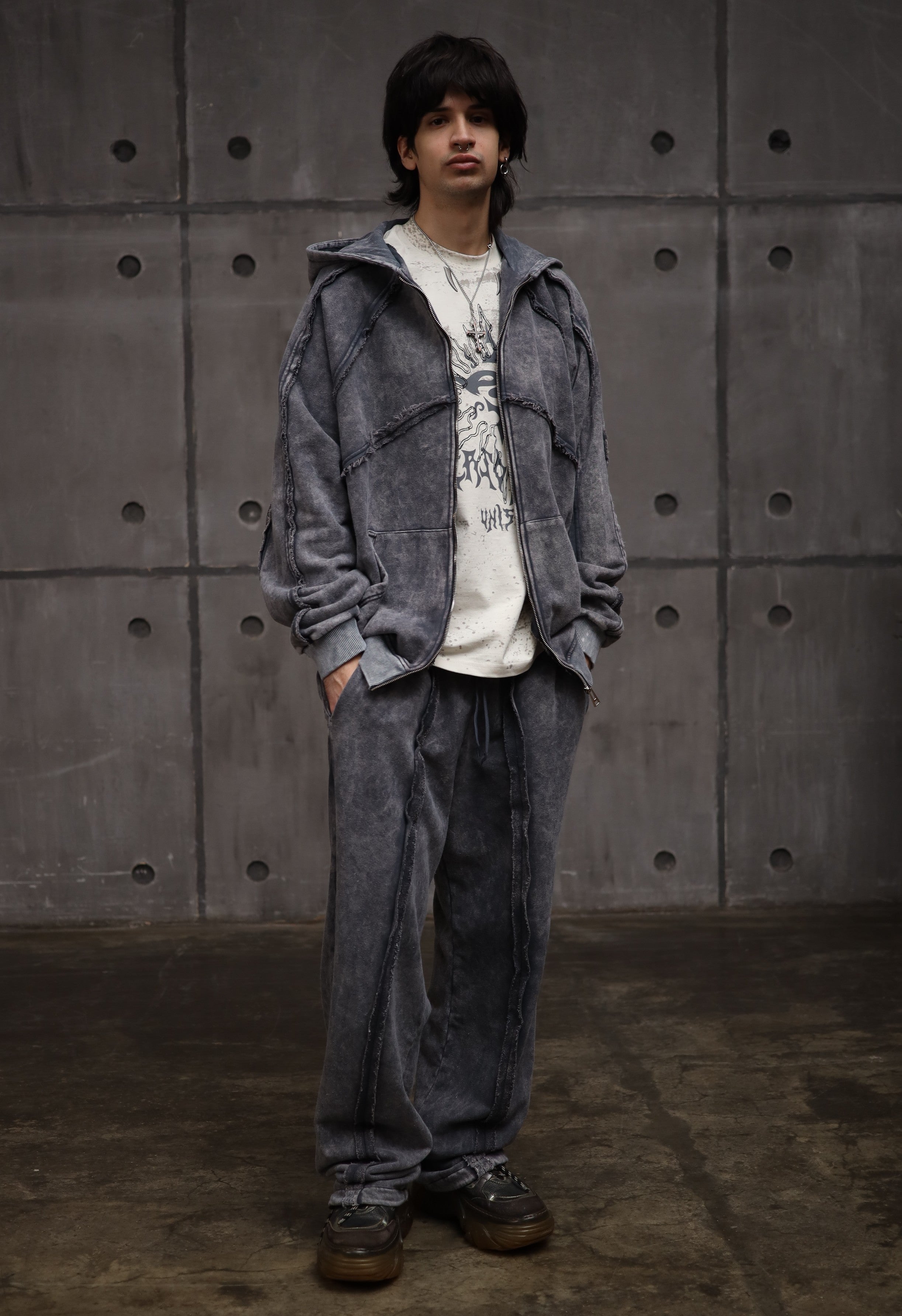 Raw Seam Garment-Dyed Cotton Zipper